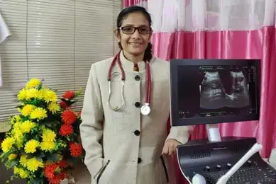 Dr. Rashmi Prasad, who trained at SKMC Muzaffarpur, senior IVF doctor at Patna centre