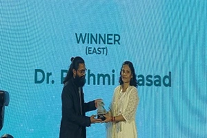 dr rashmi prasad award receive